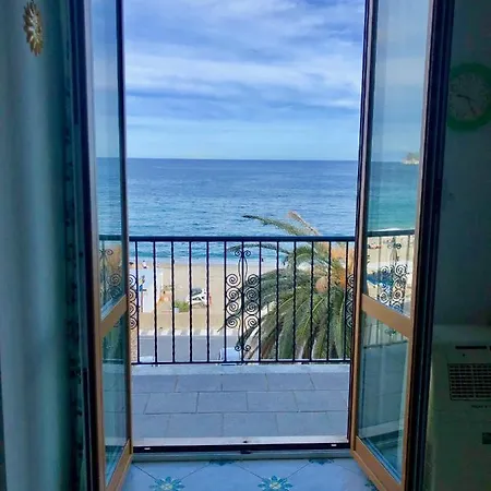 Leo Seaview Spotorno